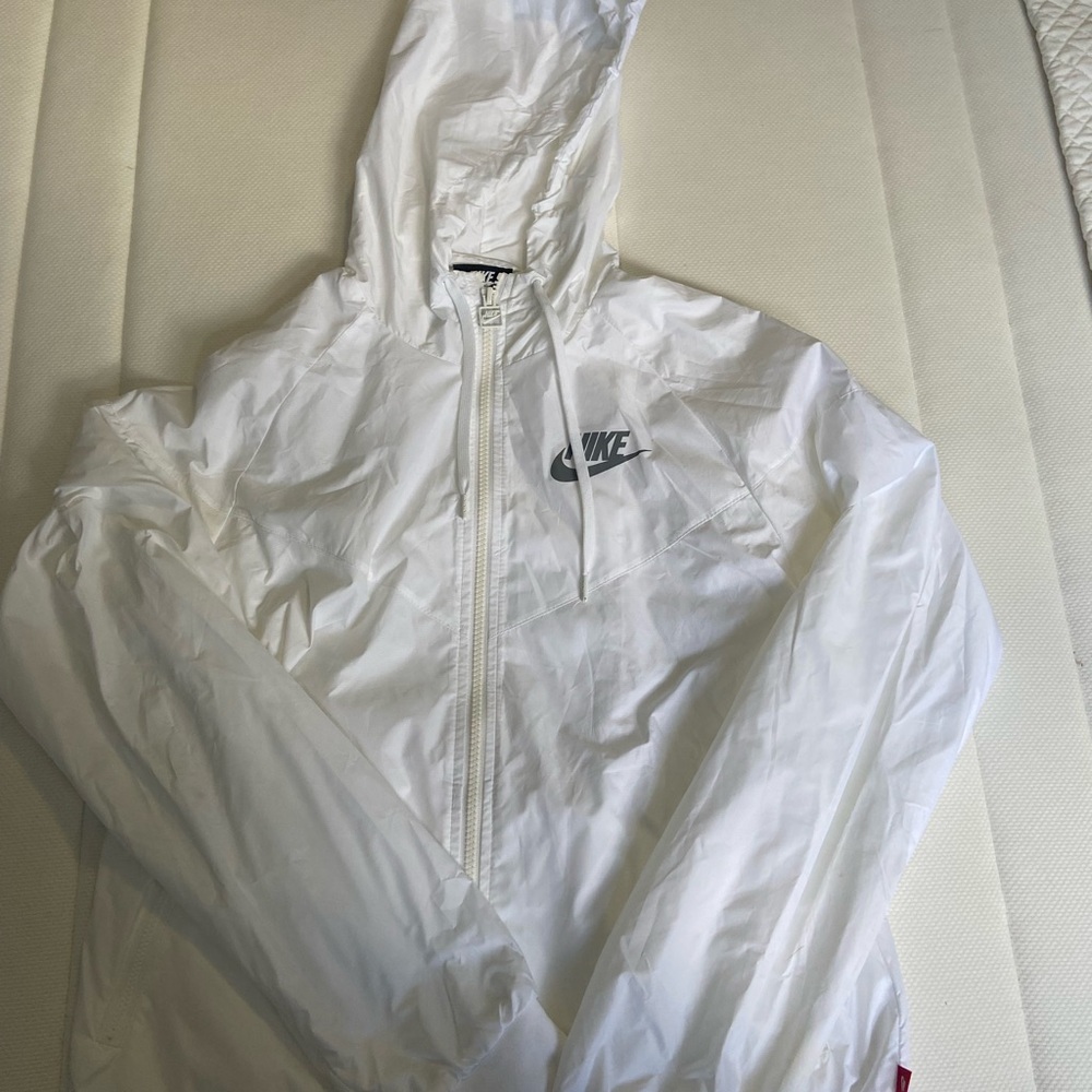 Nike White Hooded Jacket